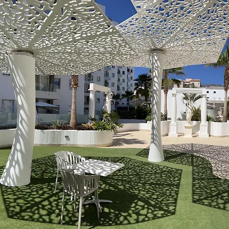 Ocean Garden Sunrise View Apartment *