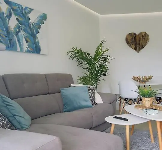 Ocean Garden Sunrise View Apartment